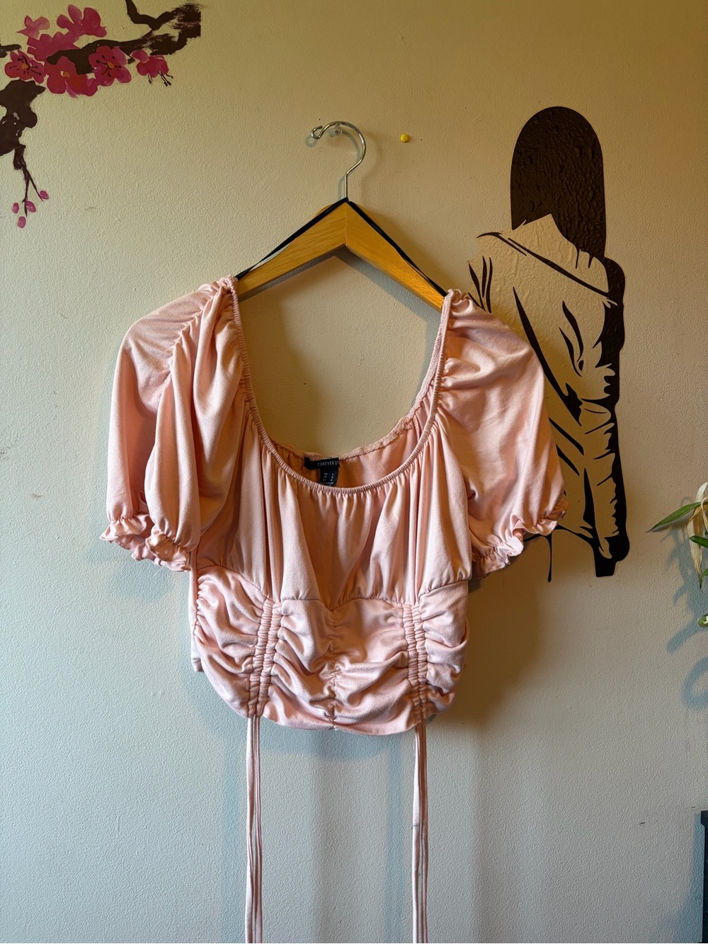 Women's Peach Drawstring Ruched Puff-Sleeve Top - Picture 5 of 7